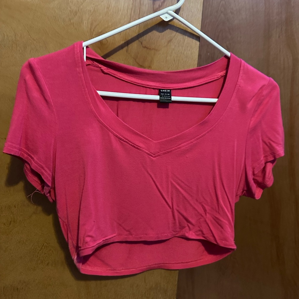SHEIN Pink Short Sleeve Crop T-Shirt